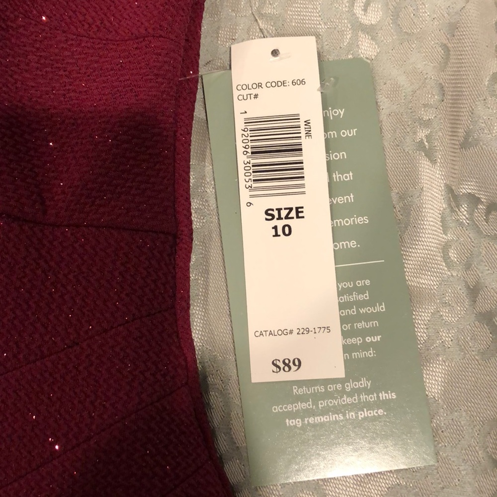 Red, Sequenced Dressed. Never Worn. - image 2